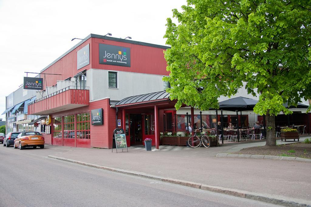 Jennys Hotell och Restaurang Arvika Bagian luar foto