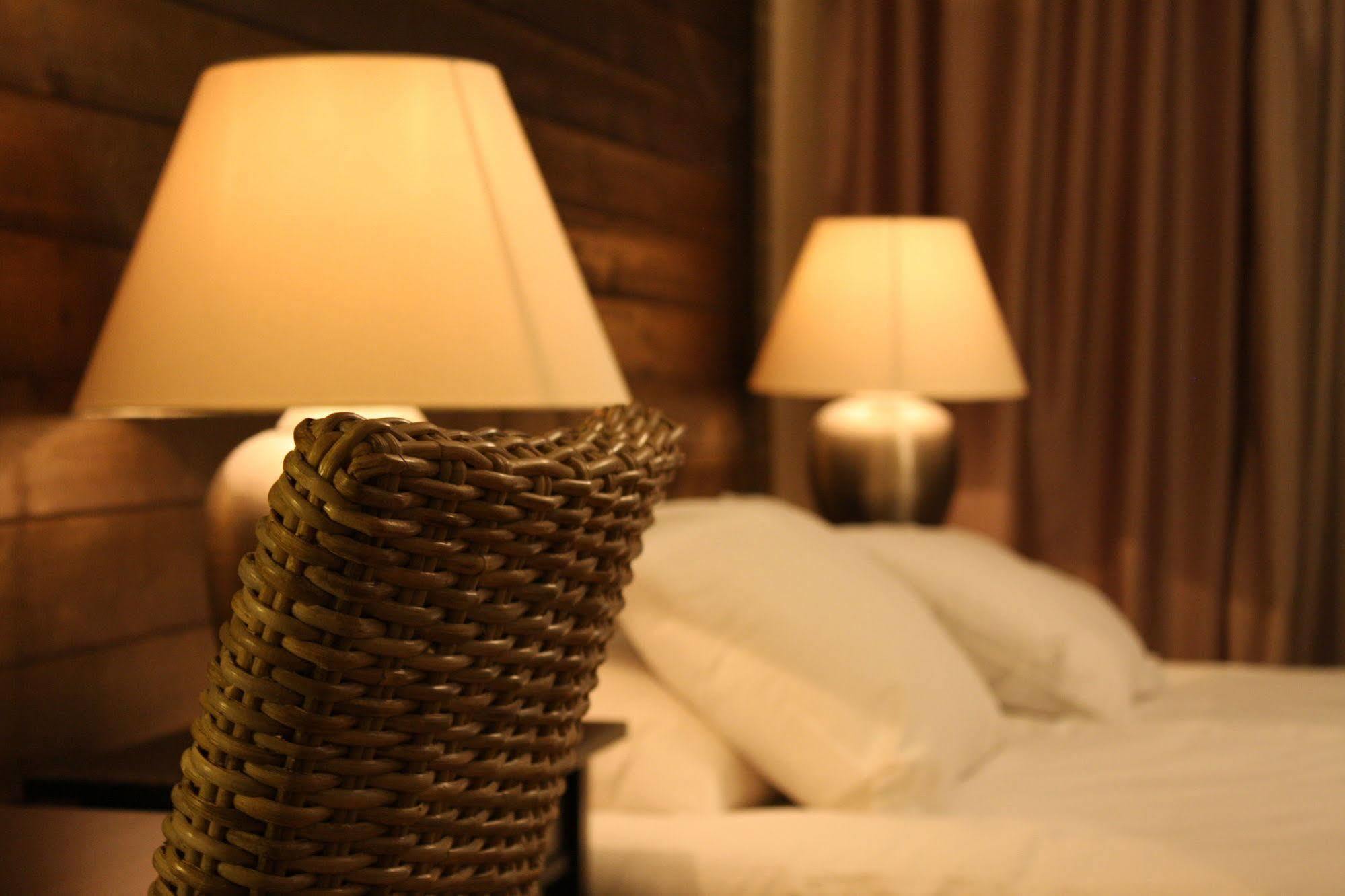 Jennys Hotell och Restaurang Arvika Bagian luar foto